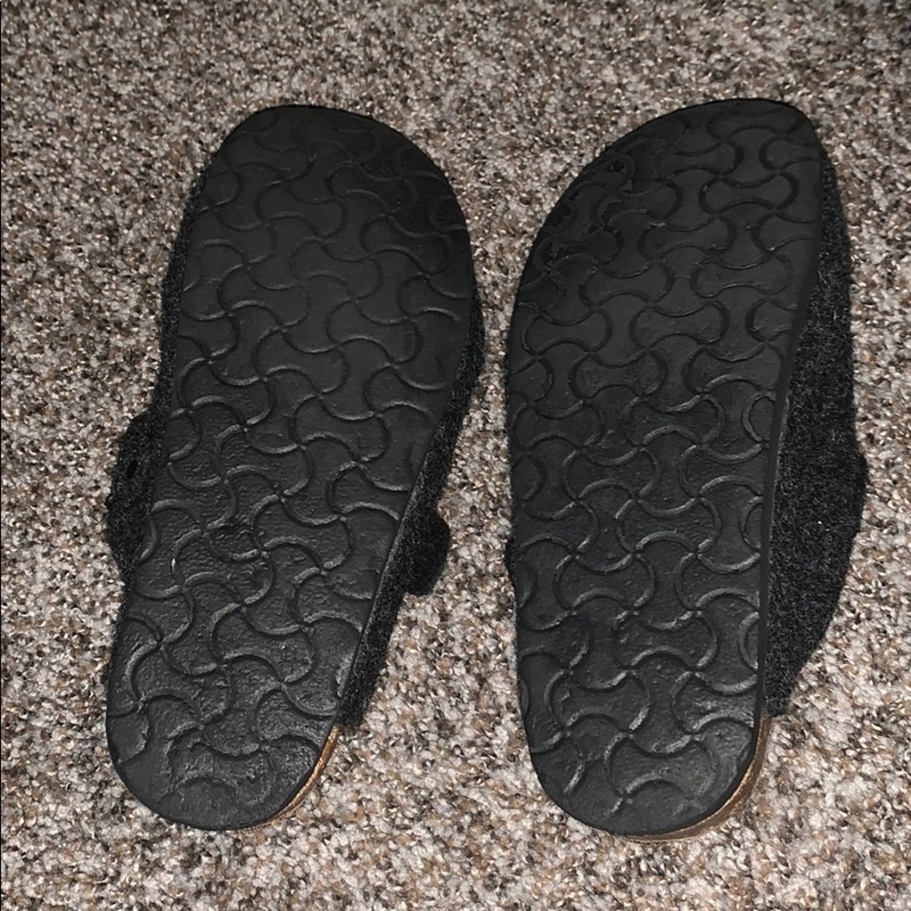 buckle clogs - Picture 5 of 6